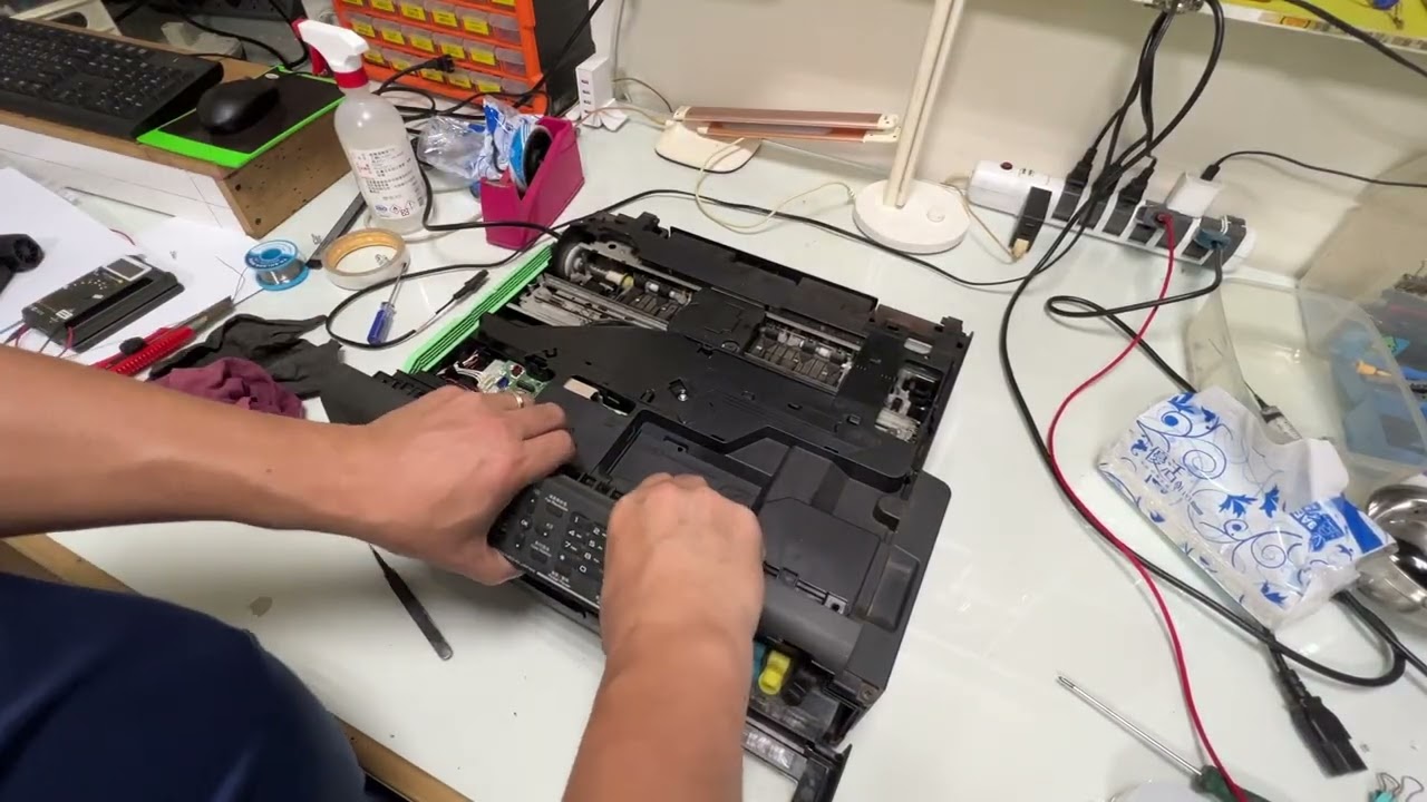 【檢修紀錄】Brother T800W 8F 錯誤 01 #F8錯誤為光柵齒輪組移位以排除 #廢墨倉滿了詢問客戶是否外接 #墨水倉混色詢問客戶是否外接墨水傷 #噴頭檢測後正常 20260817 縮圖
