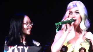 Katy Perry - The Prismatic World Tour Taiwan 2015 - Selfie & singing with Ferras