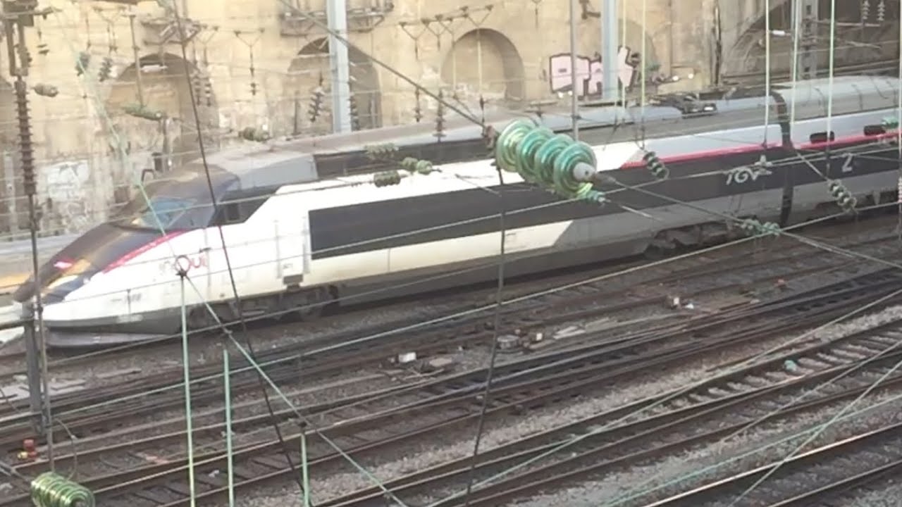 Trains at Paris Gare De L'est Saturday 19th February 2022