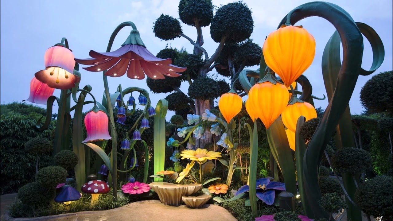 Disneyland Pixie Hollow California 2021