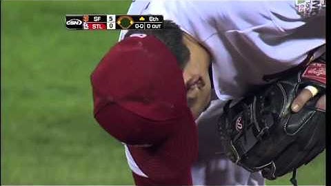 2012/08/08 Posey, Pence score on error