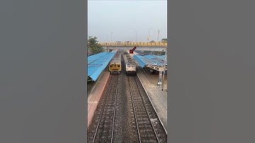 Parallel Trains Crossing #shorts