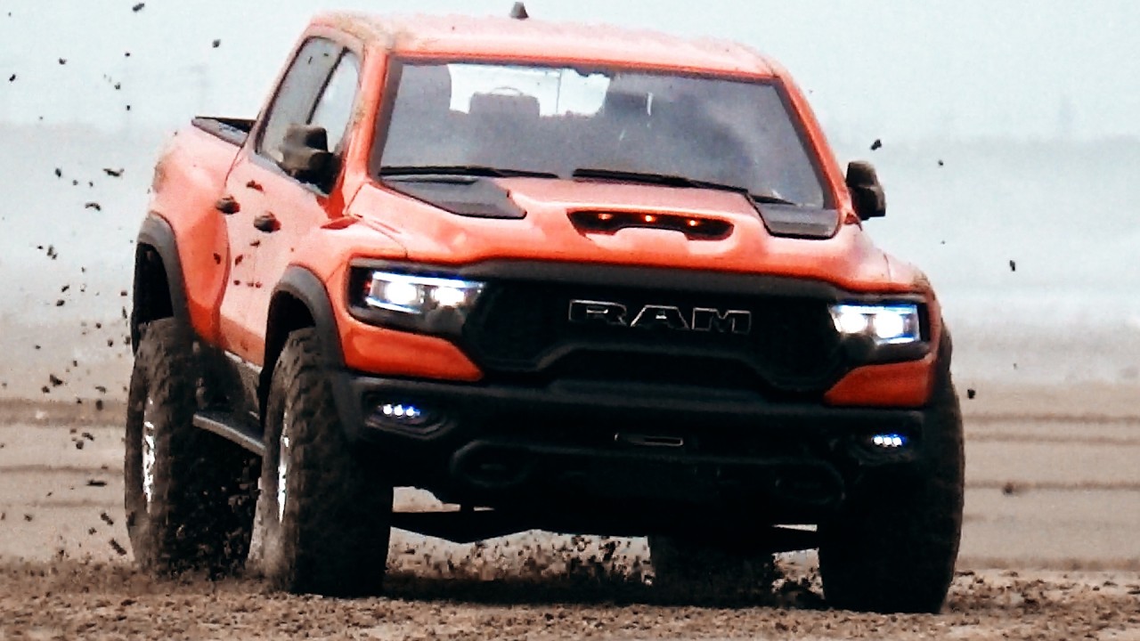 近日発売予定！ 1/8 RAM1500 Tractionhobby