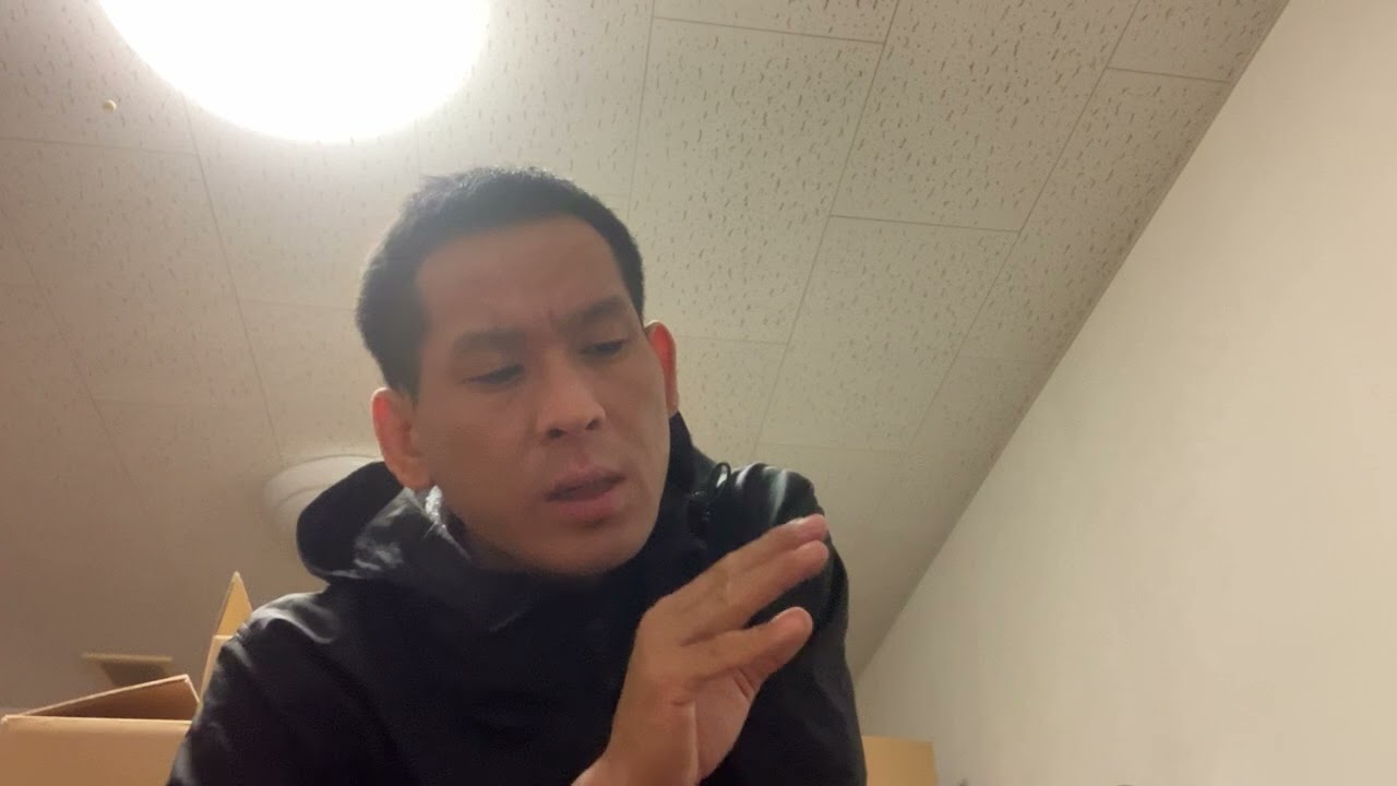 【働く無職】　　　働くサラリーマンお父さんの苦悩と　結婚＝幸せではない事実