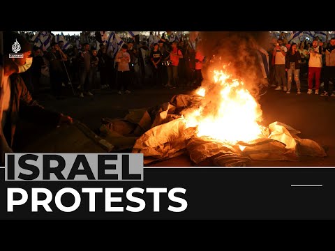 Thousands protest in Israel despite judicial overhaul pause
