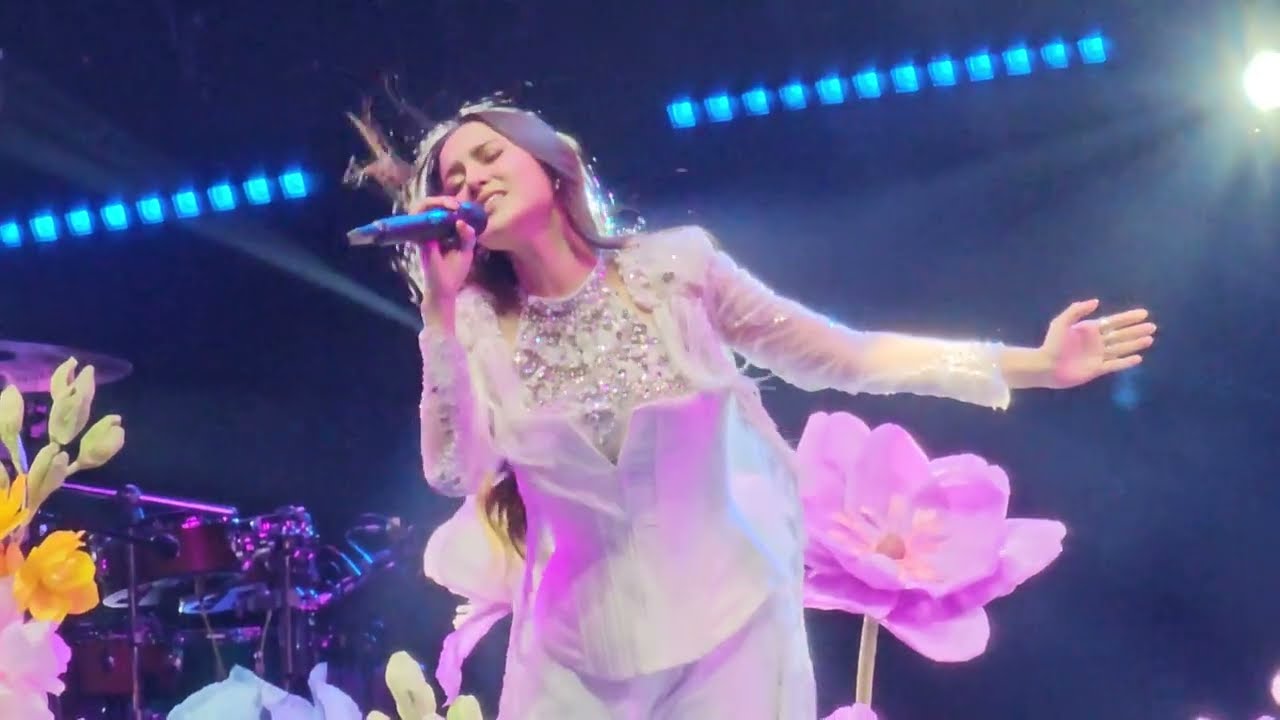 Sampai Menutup Mata~Bawa Dia Kembali | Mahalini Live at Pestapora 2024