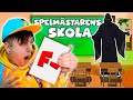 BÖRJAR I SPELMÄSTARENS SKOLA (KARTONG-SKOLA)