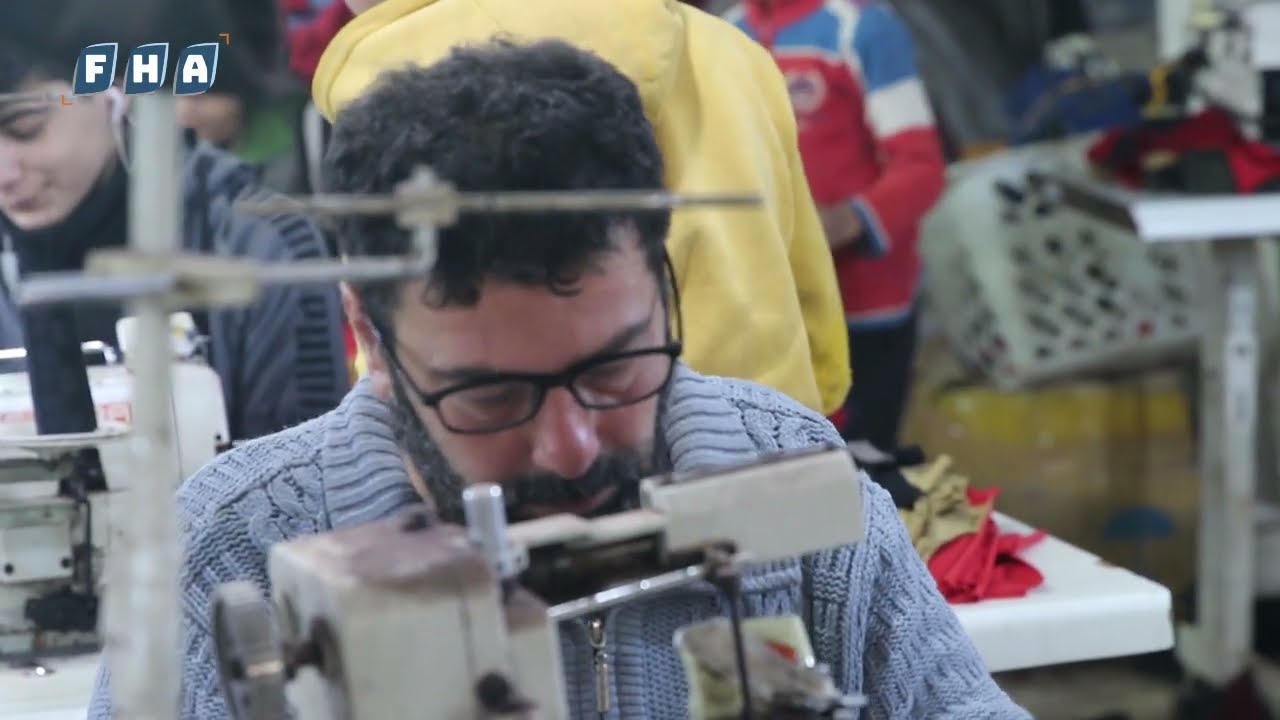 لأول مرة.. افتتاح معمل خياطة في بلدة كللي ويعمل به أكثر من 40 عاملاً