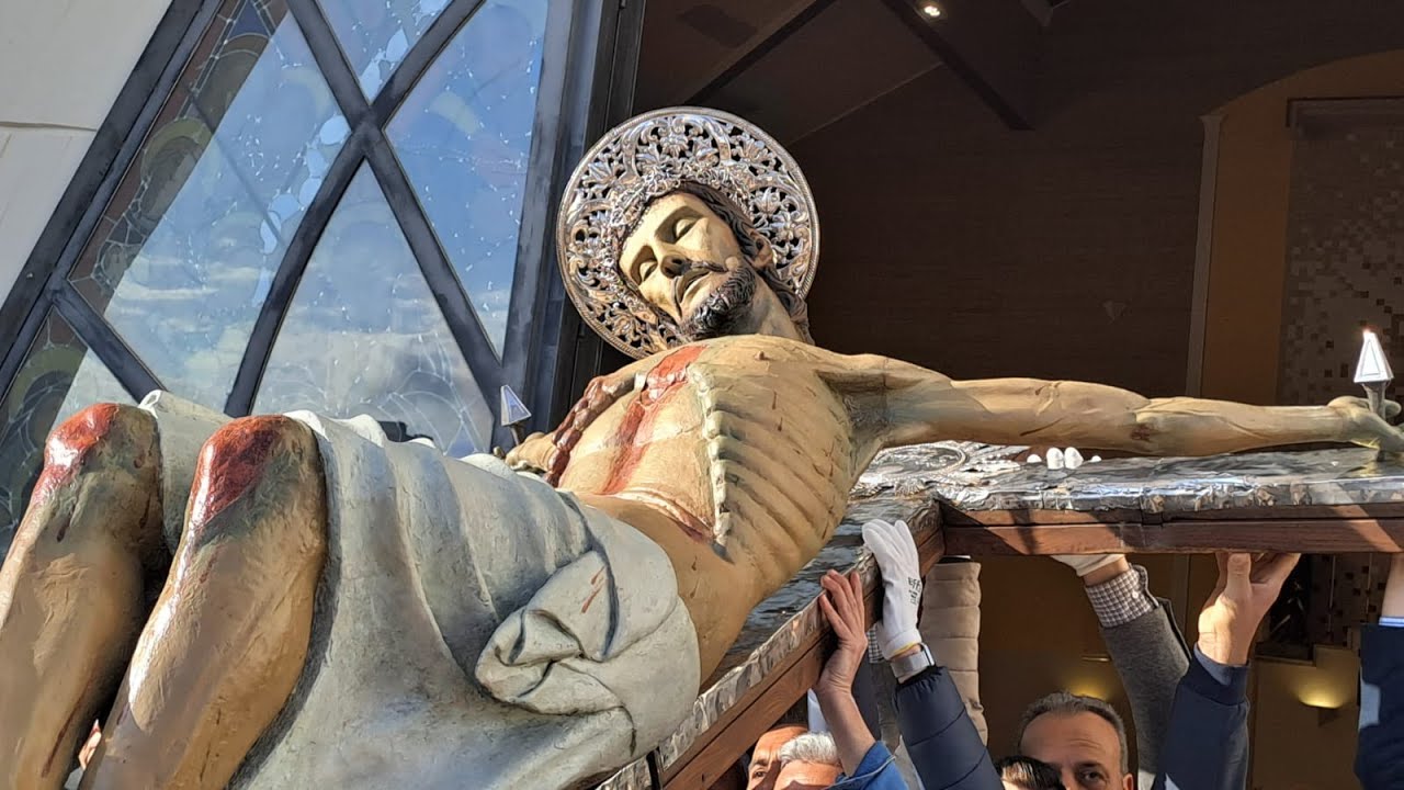 27.04.2025 S.Margherita di B.-  Video live integrale del rientro in chiesa del crocifisso restaurato