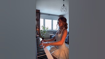 Thumbnail of Indila – Love Story on the Donner OURA™ S-10 Piano 🎹