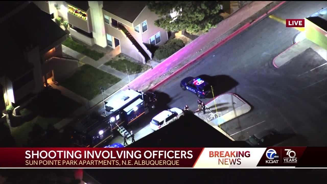 Police shooting at apartment complex in Albuquerque - YouTube