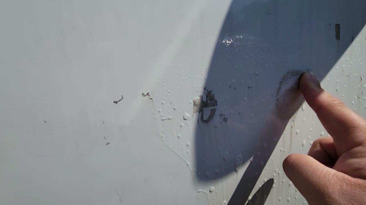 comment retirer la colle sur carrosserie et pare-brise avec le detailing AAA