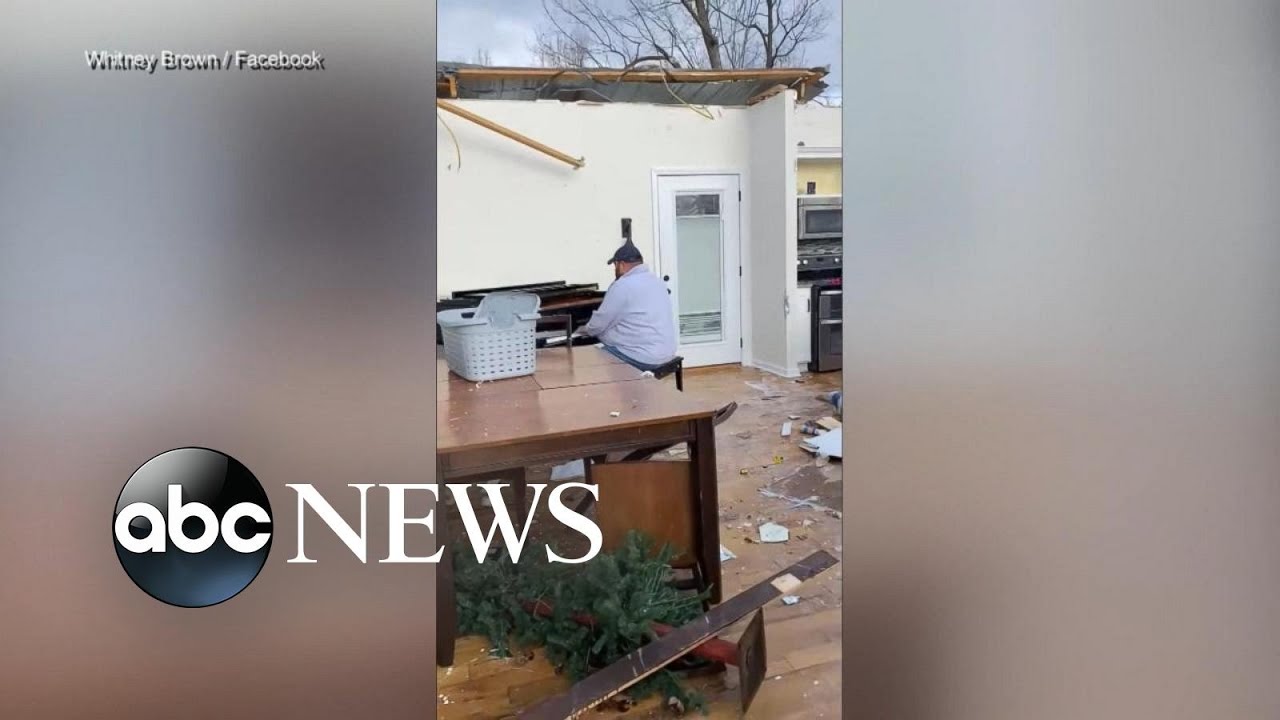 ‘My faith guides me’: Man plays piano in destroyed Kentucky home - YouTube