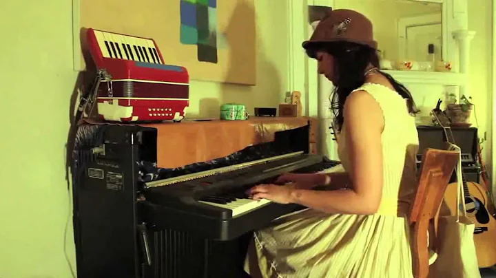 Gregory and The Hawk - Slow Vines - The Bedroom Se...