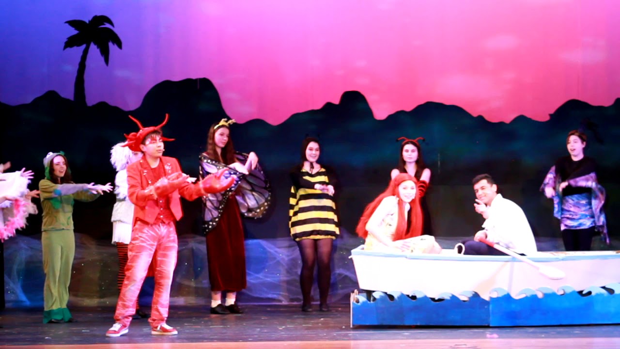 Little Mermaid - Kiss that girl - Farmington High School