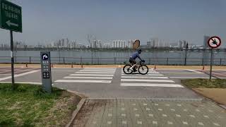 Gorgeous walk from Jamsil along the Han River | Seoul | Korea | 4K HDR Walk | Ambient & ASMR