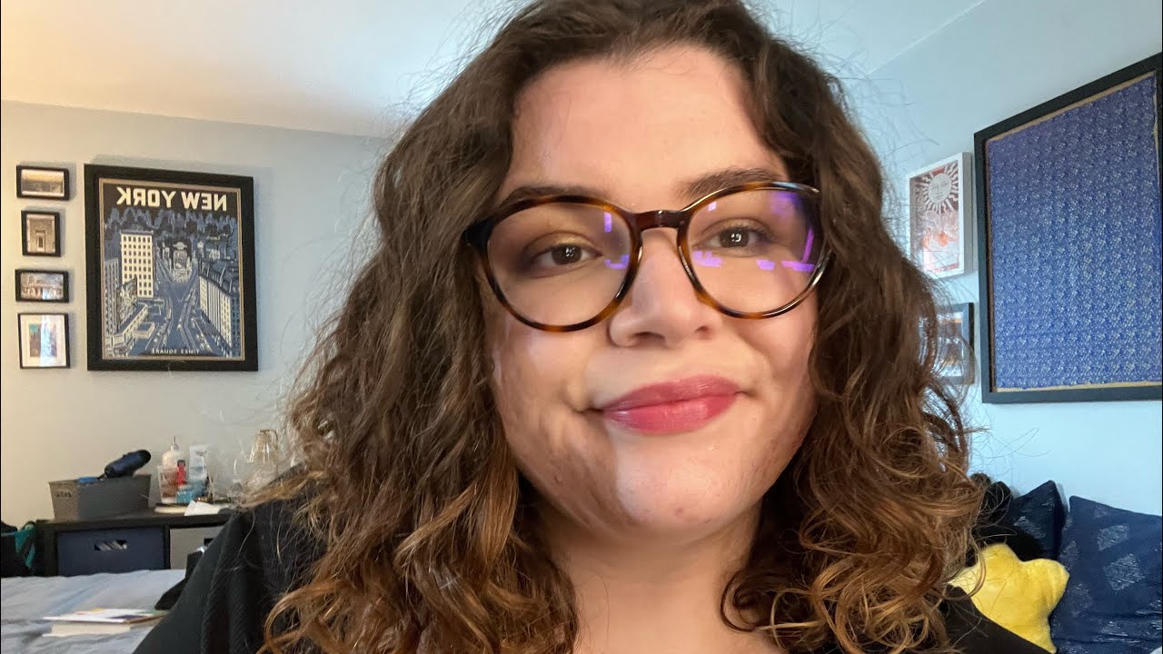 an *almost* full face of fungal acne safe makeup