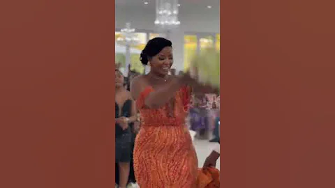 #africaninspired #bride #love #wedding #weddingdance #blackandwhitewedding #kiss #weddingday