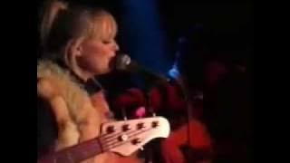 Download lagu A world Without You (Directo En Acoustico)