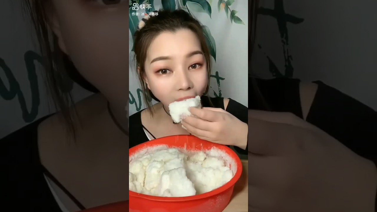 ASMR ice eating squeaky ice eating Sungirl's ice eating 