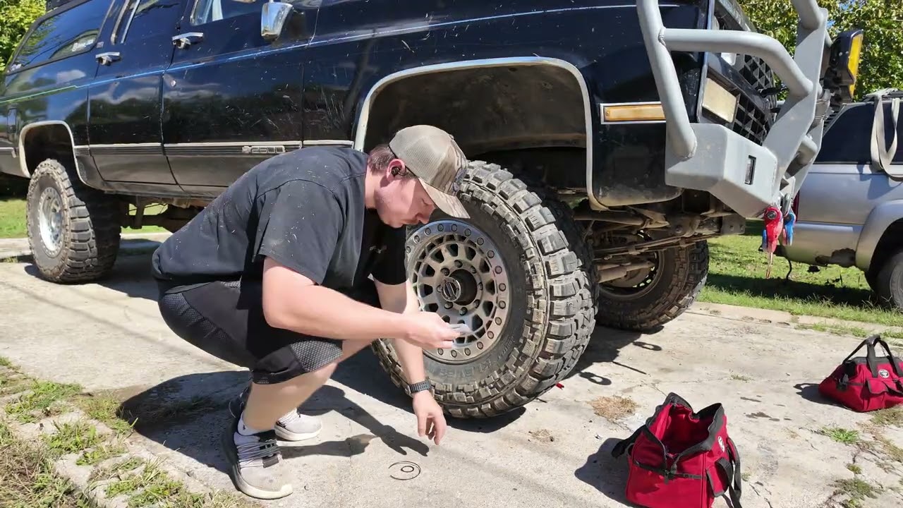 Mile Marker 302 Lockout Hub Installation