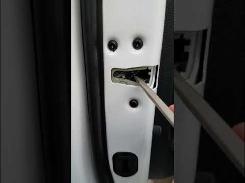 2018 Ford F150 door latch won't catch. - YouTube