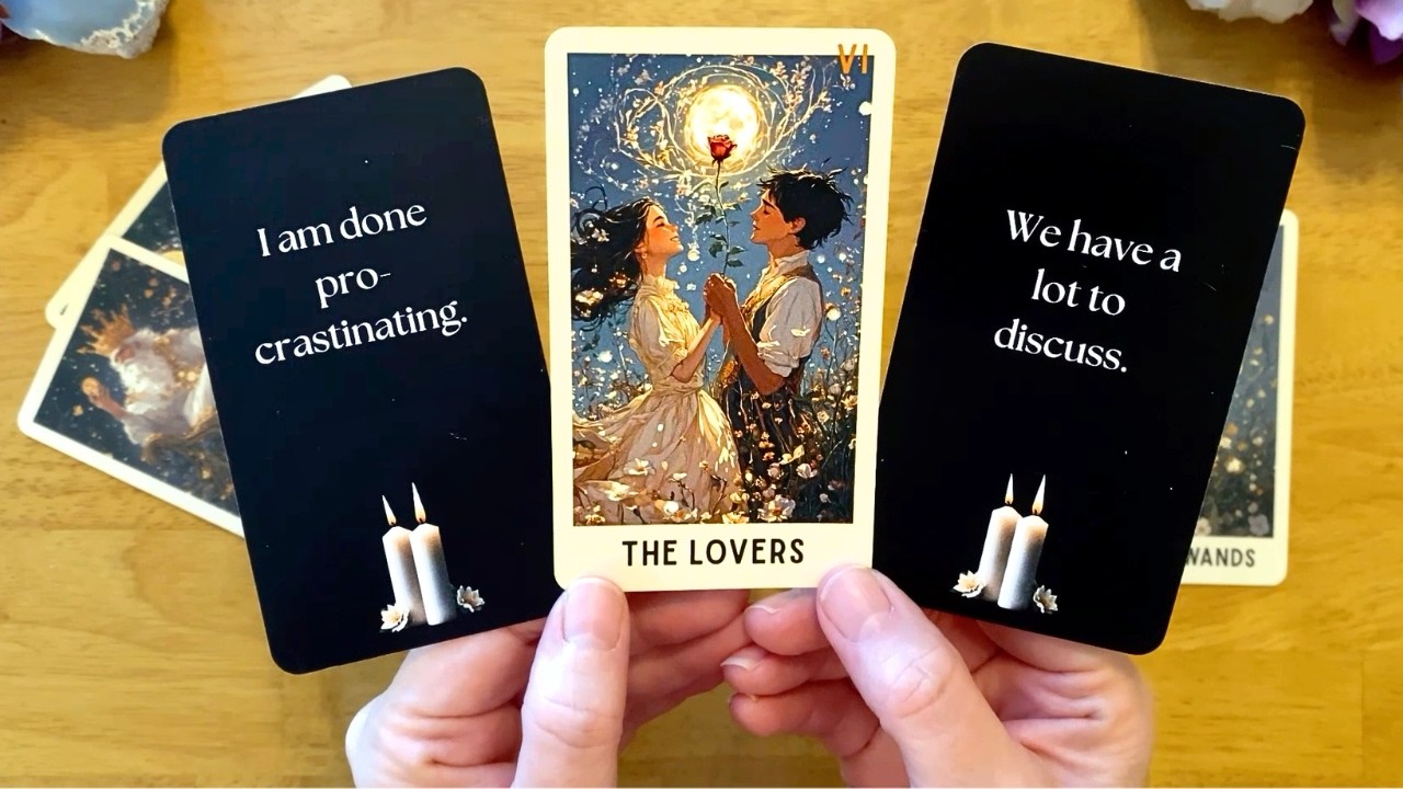THE ONE YOU THINK IS IGNORING YOU IS ABOUT TO SHOCK YOU‼️  😍 (LOVE TAROT READING) ♥️