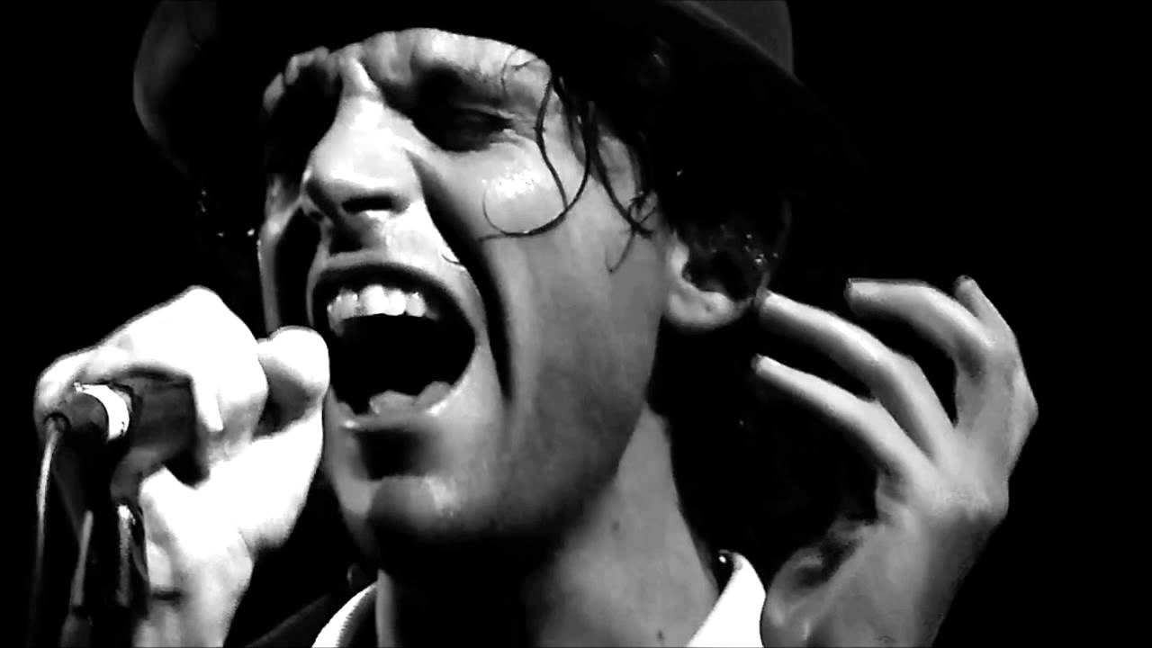 The best singing moments of Mika YouTube