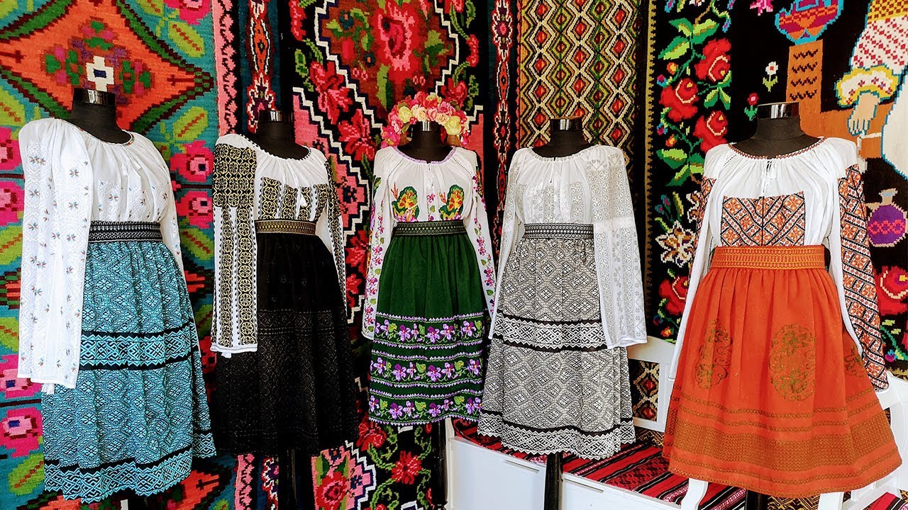 Ie Traditional Romaneasca