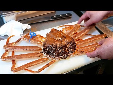 Japanese Street Food - GIANT SNOW CRAB Seafood Okinawa Japan