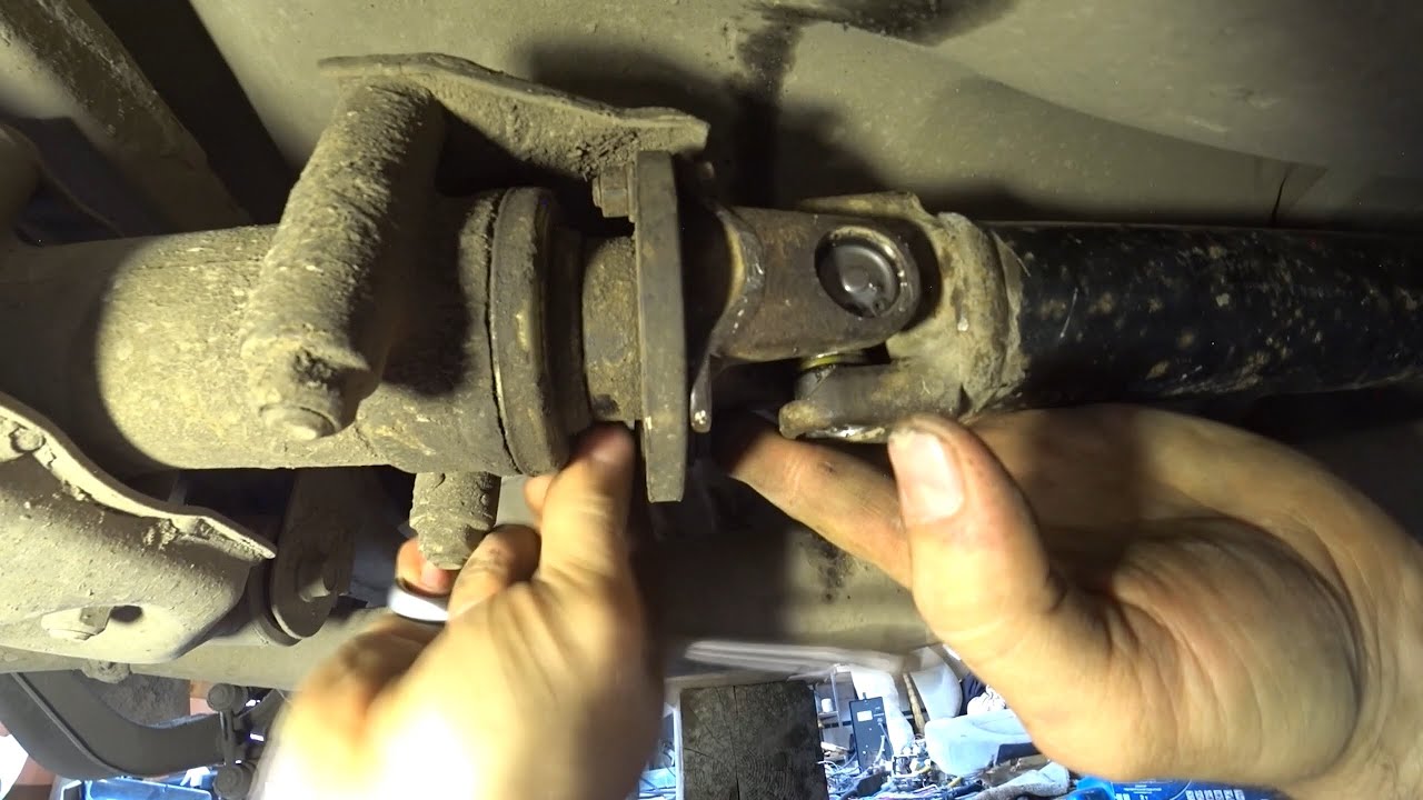Замена крестовины карданного вала Subaru Legacy. Снятие/установка ...