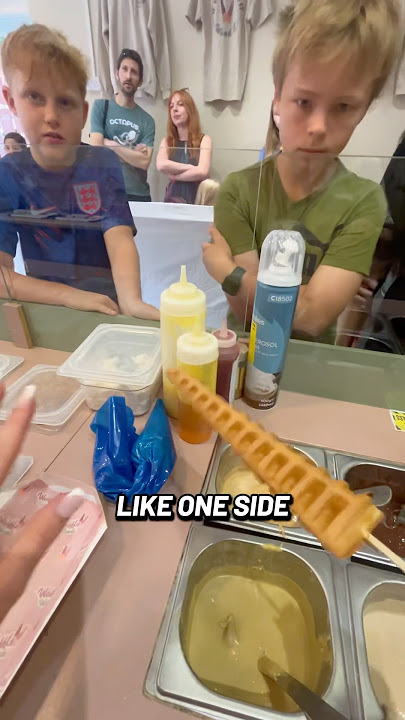 I’m good at making waffles ya know 🏆 #wafflewands #waffleshop #wafflesonastick