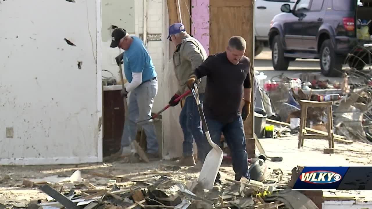 Cleanup process underway in Campbellsville after dozens of homes ...