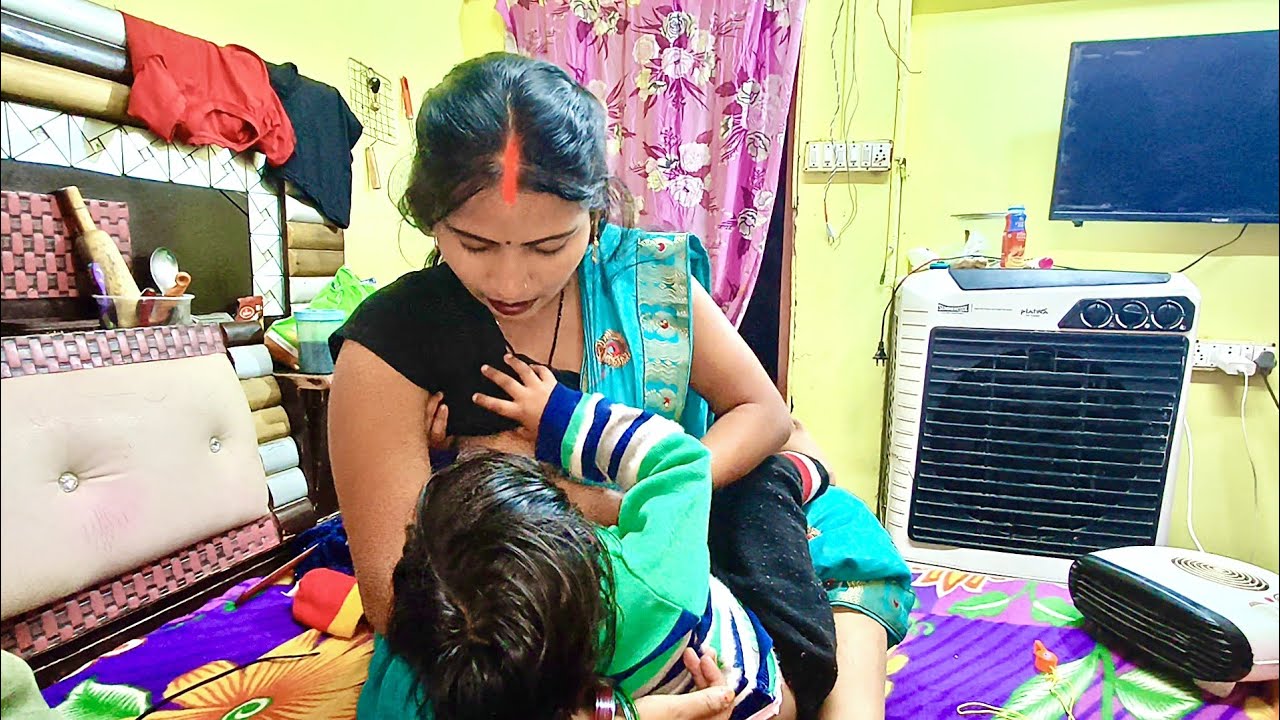 दूध पीना कब छोड़ोगी l Desi Bhabhi New Baby & Mom Feeding Vlog | #Desi_Bhabhi #viral_bhabhi #vlog 