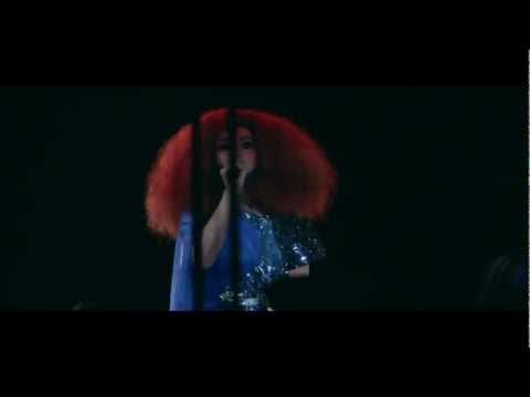 björk: thunderbolt live