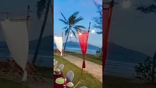 Makan Malam di Resto Bella Cafe, Pantai Mustika, Banyuwangi