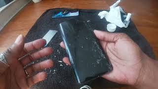 Cracked phone screen hack/using clear nail polish