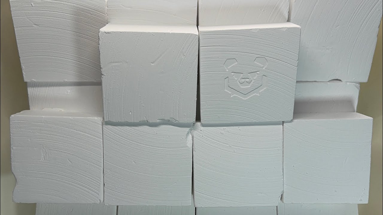 pure gym chalk☁️☁️☁️|satisfying asmr |