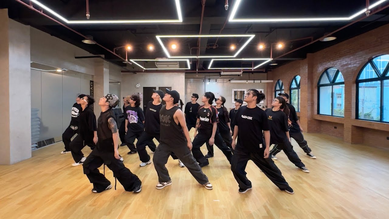 ⚪️ MOONLIGHT Choreography Snippet