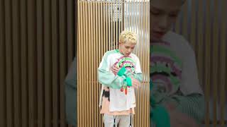Download Lagu Hyunsuk dancing to his own TikTok trend #TREASURE MP3 Download Lagu Hyunsuk dancing to his own TikTok trend #TREASURE MP3