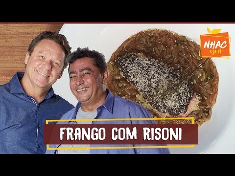 Vídeo: Frango Em Crosta De Queijo Com Batatas E Cogumelos