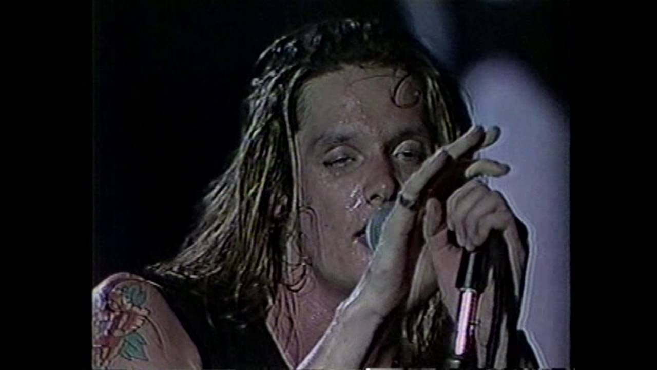 How Skid Row and Sebastian Bach Went To War Louder photo