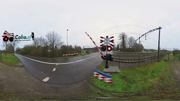 Vr 360° Spoorwegovergang Groenekan, Utrecht ??12K?? // Dutch railroad crossing Vr 360°