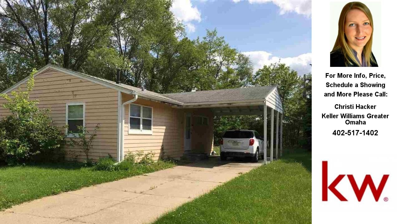 4511 Laurel, Omaha, NE Presented by Christi Hacker.