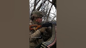 Ukrainian Soldier Opens Fire On Russian Positions With Machine Gun #warinukraine