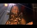 Capture de la vidéo Fatoumata Diawara * Bakonoba, Alama .... / Live A38 Budapest 2014