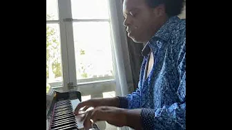 ELEW plays Post Malone “ Saint Tropez” ELEW plays Post Malone “ Saint Tropez”