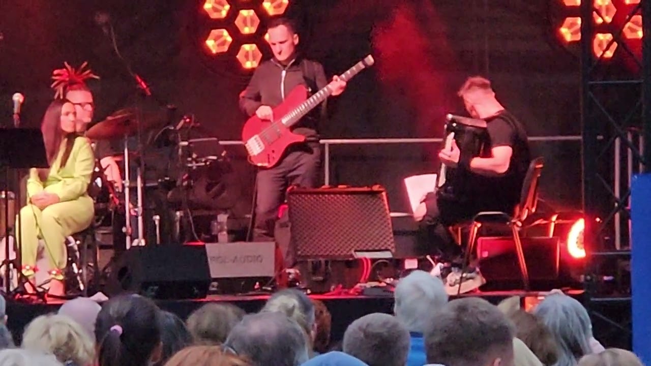 Zbigniew Chojnacki i Dorota Miśkiewicz  Festiwal akordeonowy Sulęczyno 18.07.2025