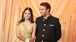 Neuly Married Couple Isha Ambani & Anand Piramal's GRAND ENTRY At WEDDING Reception In Mumbai Neuly Married Couple Isha Ambani & Anand Piramal's GRAND ENTRY At WEDDING Reception In Mumbai