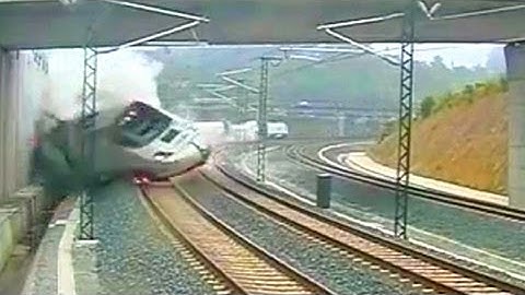 Así fue el momento del accidente de tren en Galicia I BBC Mundo